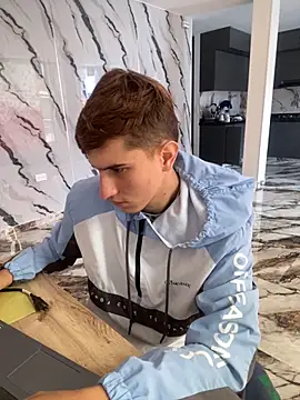 oliver Lz online show from 6, 11, 2025