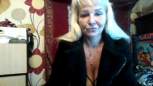 CassandraSandra44 online show from 1, 2, 2026