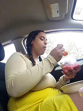 Snapshot of cinnaminnie chatting on 14, 3, 2025 cinnaminnie online show from 14, 3, 2025