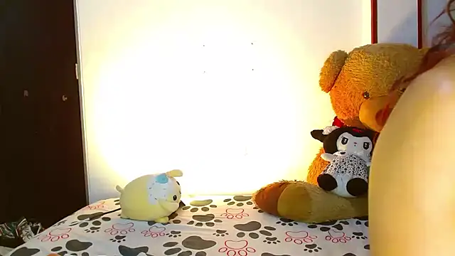 Snapshot of Maruu_miauu chatting on 19, 11, 2025 Maruu miauu online show from 19, 11, 2025