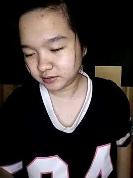 Snapshot of Thomgdee chatting on 1, 3, 2025 Thomgdee online show from 1, 3, 2025