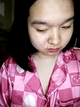 Snapshot of Thomgdee chatting on 5, 3, 2025 Thomgdee online show from 5, 3, 2025