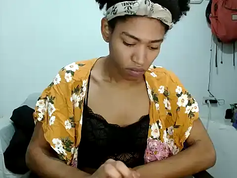 miriam775 online show from 3, 10, 2025