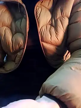 JasminePham online show from 17, 2, 2025