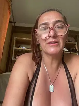 Snapshot of anastasia_and_jordan chatting on 8, 2, 2025 anastasia and jordan online show from 8, 2, 2025