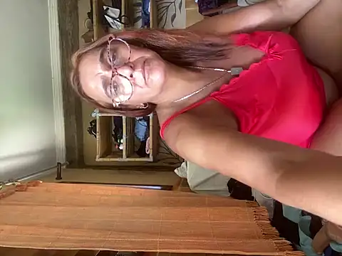 Snapshot of anastasia_and_jordan chatting on 14, 2, 2025 anastasia and jordan online show from 14, 2, 2025