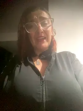 Snapshot of anastasia_and_jordan chatting on 26, 10, 2025 anastasia and jordan online show from 26, 10, 2025