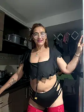 Snapshot of anastasia_and_jordan chatting on 30, 11, 2025 anastasia and jordan online show from 30, 11, 2025