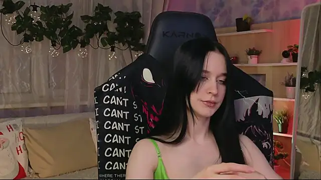 KiraLiLime online show from 23, 2, 2025