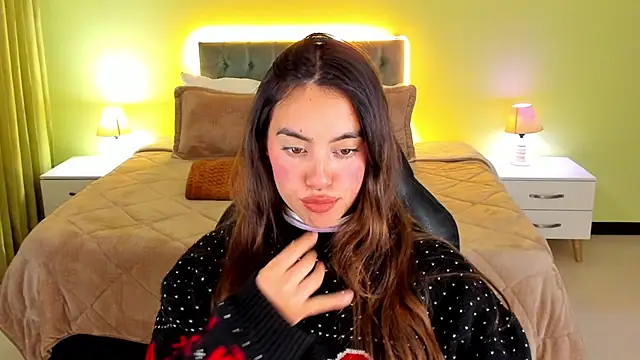 Snapshot of _Charlotte_evans_1 chatting on 18, 9, 2025 Charlotte evans 1 online show from 18, 9, 2025