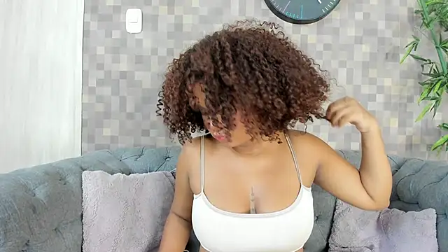 nataly velez online show from 3, 11, 2025