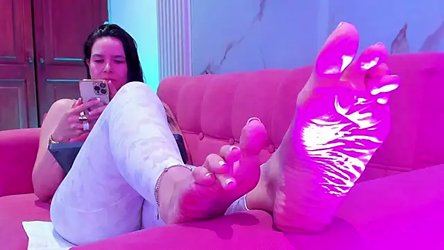 BridgetRodriguez online show from 13, 9, 2025