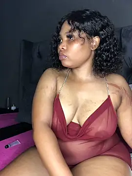 Anaelle24 online show from 12, 2, 2025