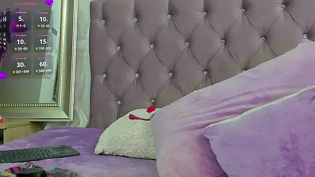 Snapshot of Kharla_Marin chatting on 11, 2, 2025 Kharla Marin online show from 11, 2, 2025