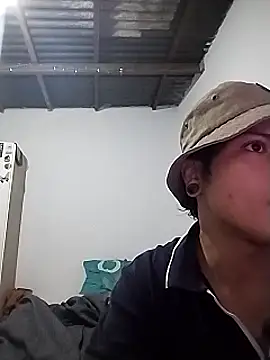 Snapshot of Xtrem3HARDxxx chatting on 18, 3, 2025 Xtrem3HARDxxx online show from 18, 3, 2025