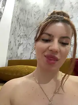 Snapshot of MayaMR chatting on 3, 1, 2025 MayaMR online show from 3, 1, 2025