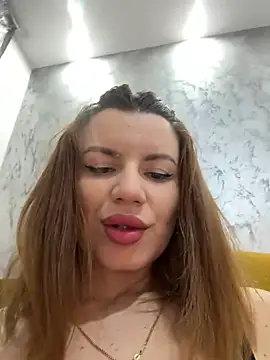 Snapshot of MayaMR chatting on 14, 1, 2025 MayaMR online show from 14, 1, 2025