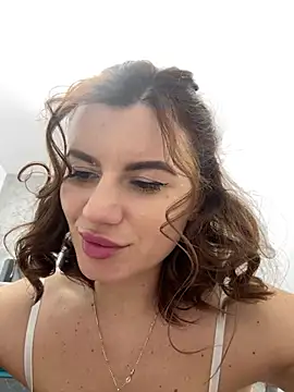 Snapshot of MayaMR chatting on 23, 2, 2025 MayaMR online show from 23, 2, 2025