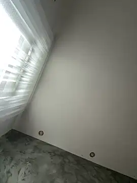 Snapshot of MayaMR chatting on 11, 9, 2025 MayaMR online show from 11, 9, 2025