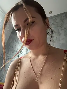 Snapshot of MayaMR chatting on 3, 10, 2025 MayaMR online show from 3, 10, 2025