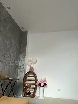 Snapshot of MayaMR chatting on 20, 11, 2025 MayaMR online show from 20, 11, 2025