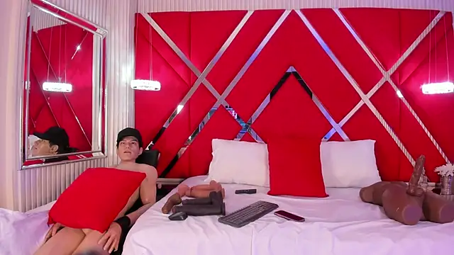 Snapshot of SusanCouper chatting on 11, 5, 2026 SusanCouper online show from 11, 5, 2026