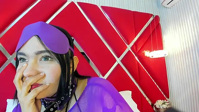 Snapshot of SusanCouper chatting on 20, 5, 2026 SusanCouper online show from 20, 5, 2026