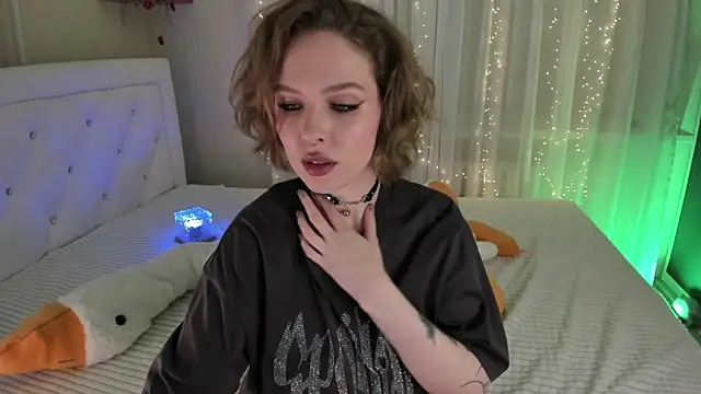 Natural pussy online show from 16, 2, 2025