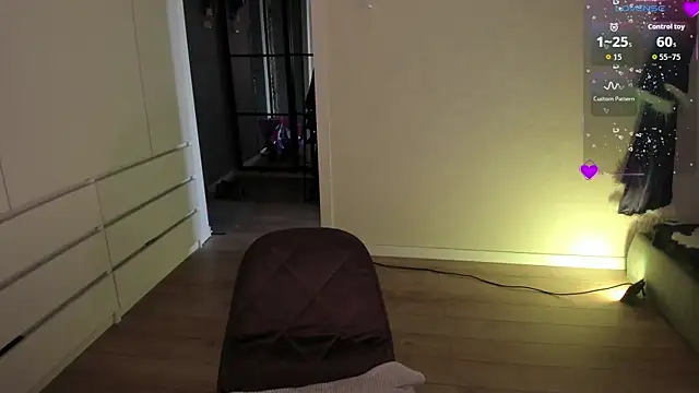 Natural pussy online show from 26, 3, 2026