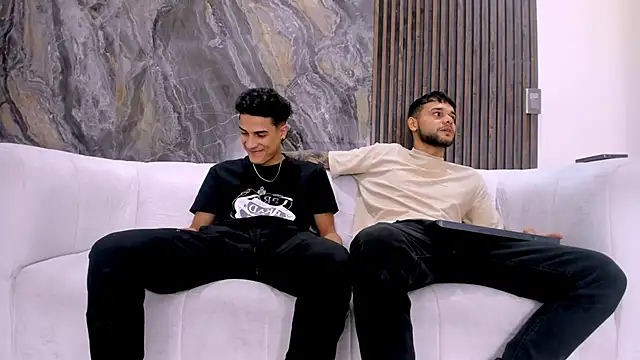 Snapshot of hot_day chatting on 24, 1, 2025 hot day online show from 24, 1, 2025