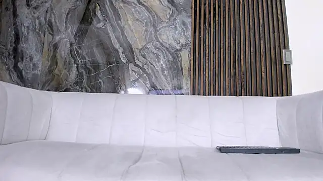 Snapshot of hot_day chatting on 8, 2, 2025 hot day online show from 8, 2, 2025