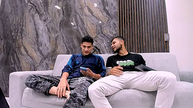 Snapshot of hot_day chatting on 26, 2, 2025 hot day online show from 26, 2, 2025