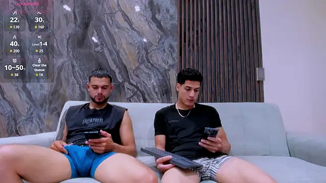 Snapshot of hot_day chatting on 15, 10, 2025 hot day online show from 15, 10, 2025