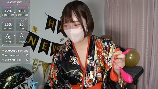 Snapshot of sara__xx__love chatting on 2, 1, 2025 sara xx love online show from 2, 1, 2025