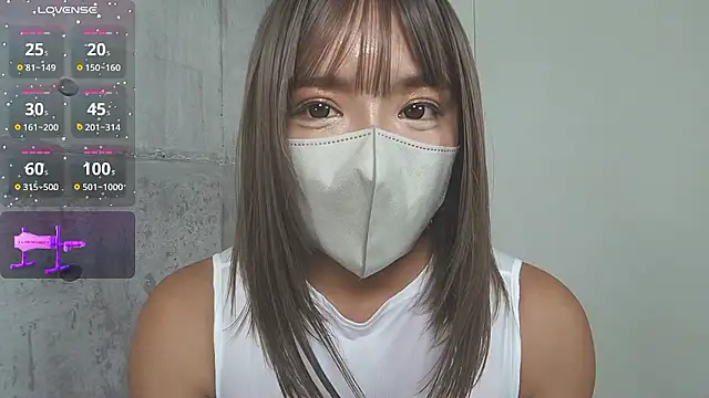 Snapshot of sara__xx__love chatting on 12, 9, 2025 sara xx love online show from 12, 9, 2025