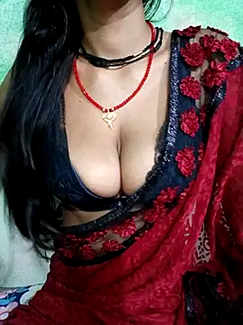 Snapshot of Savita_hotmom chatting on 5, 5, 2026 Savita hotmom online show from 5, 5, 2026