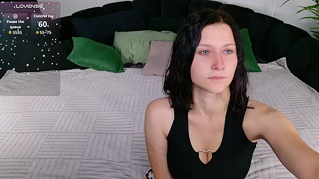 Snapshot of SarahStanley chatting on 19, 9, 2025 SarahStanley online show from 19, 9, 2025