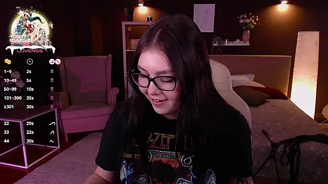 Arizonaa Muse online show from 8, 1, 2025