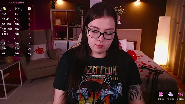 Arizonaa Muse online show from 12, 2, 2025