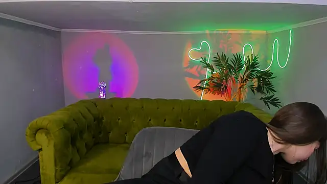  Sun Shy  online show from 31, 1, 2025