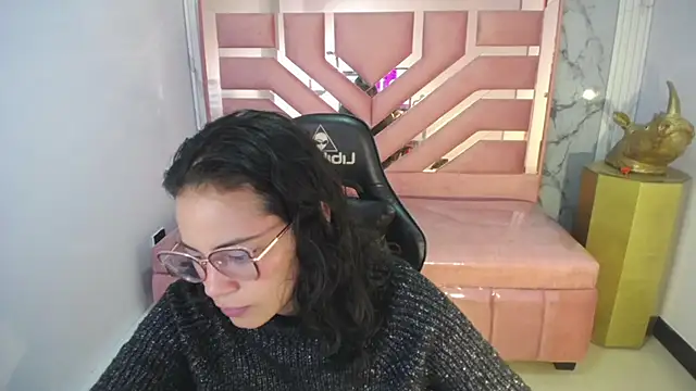 Snapshot of Tyna_ch chatting on 11, 2, 2025 Tyna ch online show from 11, 2, 2025