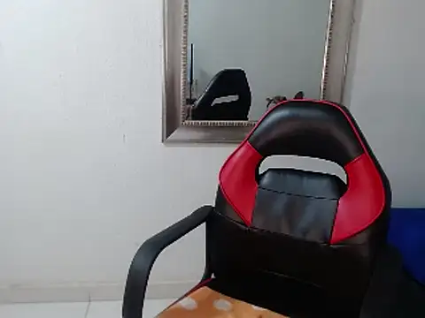 Snapshot of ZashaRomero chatting on 4, 12, 2024 ZashaRomero online show from 4, 12, 2024