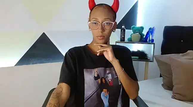 Snapshot of ZashaRomero chatting on 20, 3, 2025 ZashaRomero online show from 20, 3, 2025