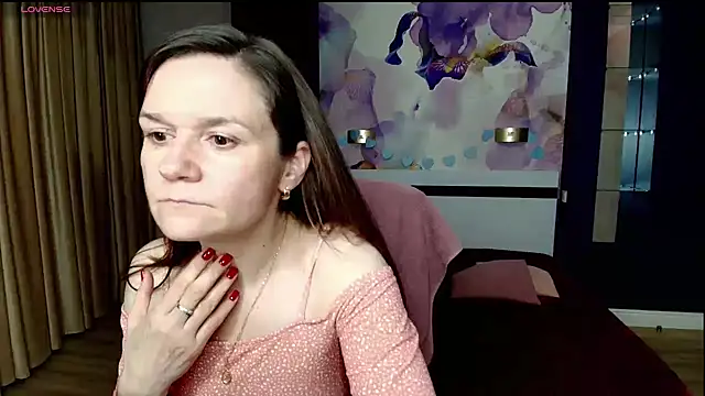 AriaGray online show from 14, 4, 2026