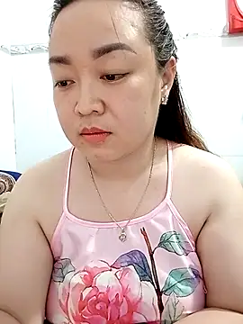 VyOanh2K online show from 10, 3, 2025