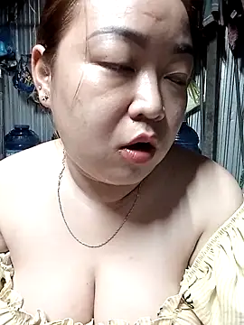 VyOanh2K online show from 3, 11, 2025