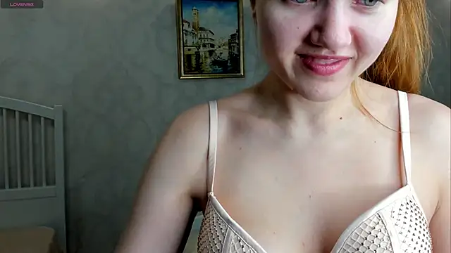 Eva  Lewis online show from 16, 3, 2026