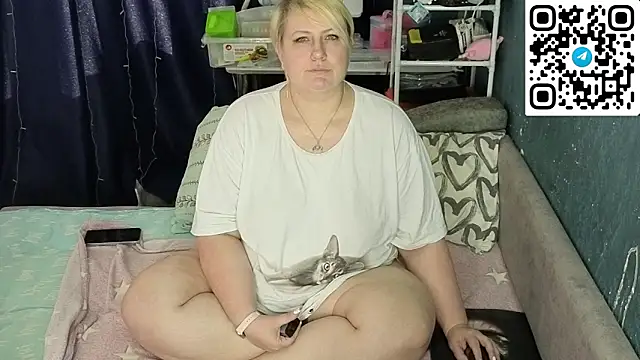 CuteHanna online show from 3, 4, 2026