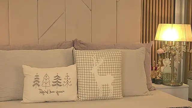 Blanche Summer online show from 14, 12, 2025