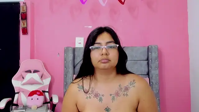 LaylaHolmes online show from 21, 3, 2026